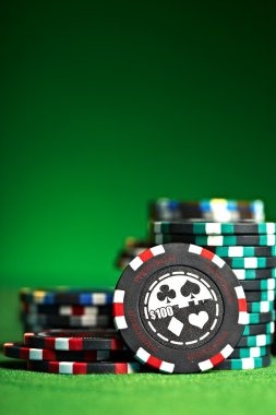 panutantoto alternatif live-dealer table on mobile phone screen